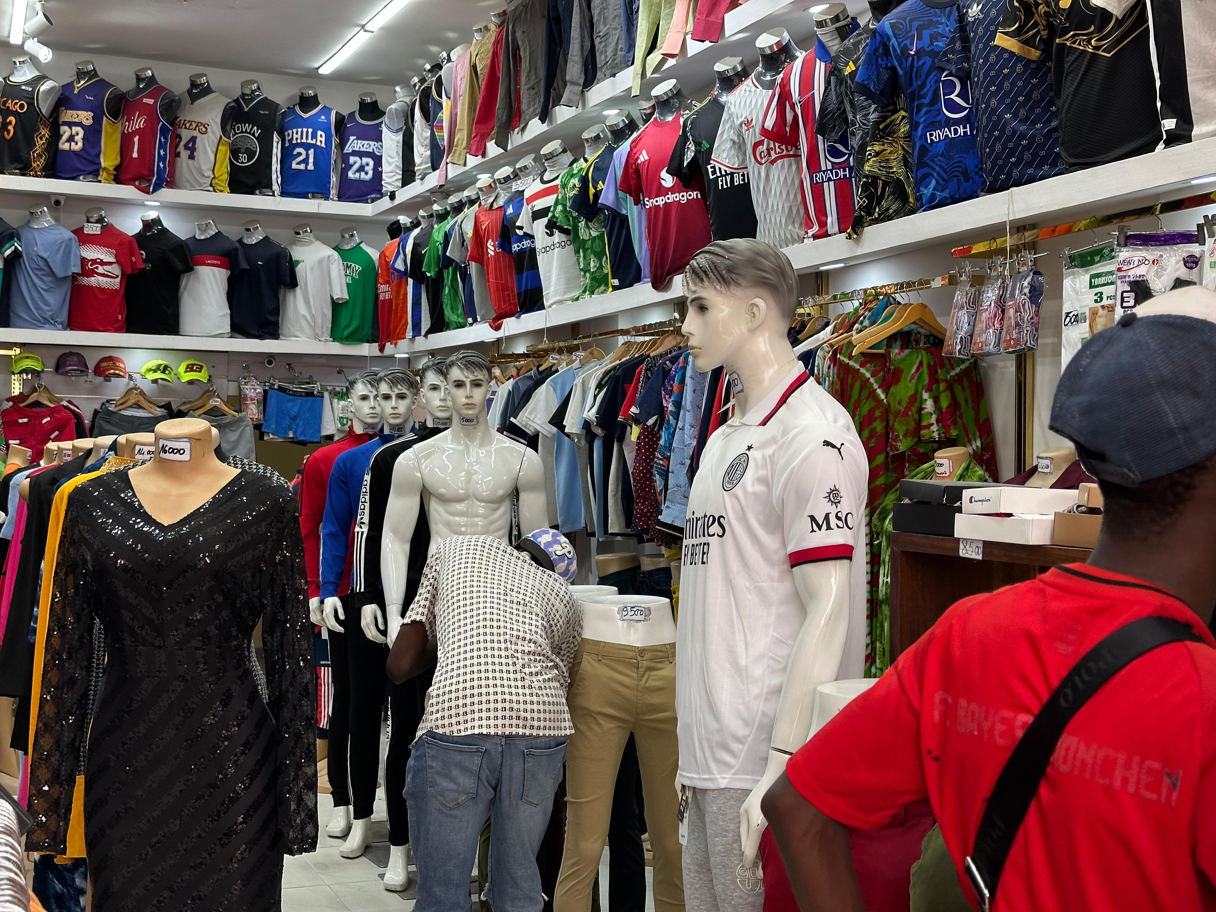 Pair of running shoes with breathable mesh and responsive cushioning